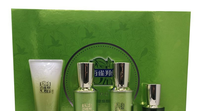 护肤品 国货护肤品排行榜：百雀羚和佰草集榜上有名，艾珂薇实惠好用