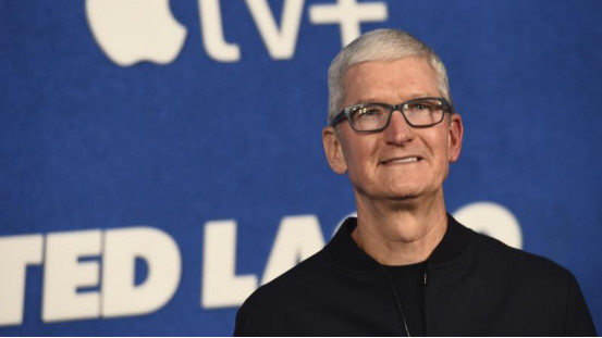 苹果|全球一半iPhone在郑州生产！库克：苹果会捐款赈灾