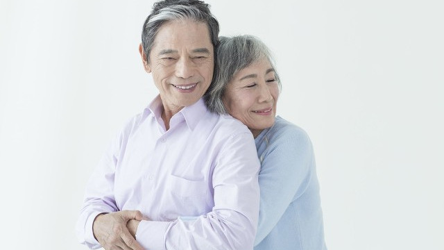 陈大美妮儿|62岁大叔：做好三件事，老年夫妻也能焕发第二春—重回甜蜜时光