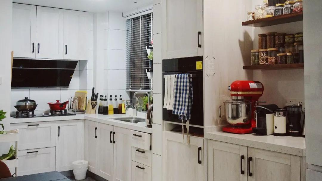 小户型厨房太小？圣都家装教你3招搞定厨房收纳，空间翻一倍！