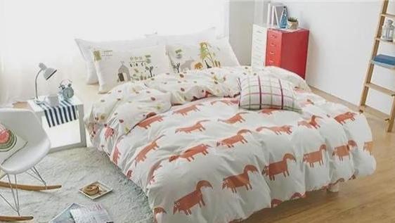 夫妻卧室千万别选这几种床单，小心破财，真懊悔没早知道！