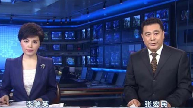 裴珠泫|前“央视一哥”近况曝光，坐路边吃雪糕，如今60岁仍独身一人