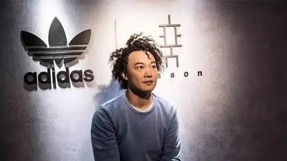 余文乐|余文乐真能作啊！陈奕迅刚解约，余文乐立竿见影就地捡漏