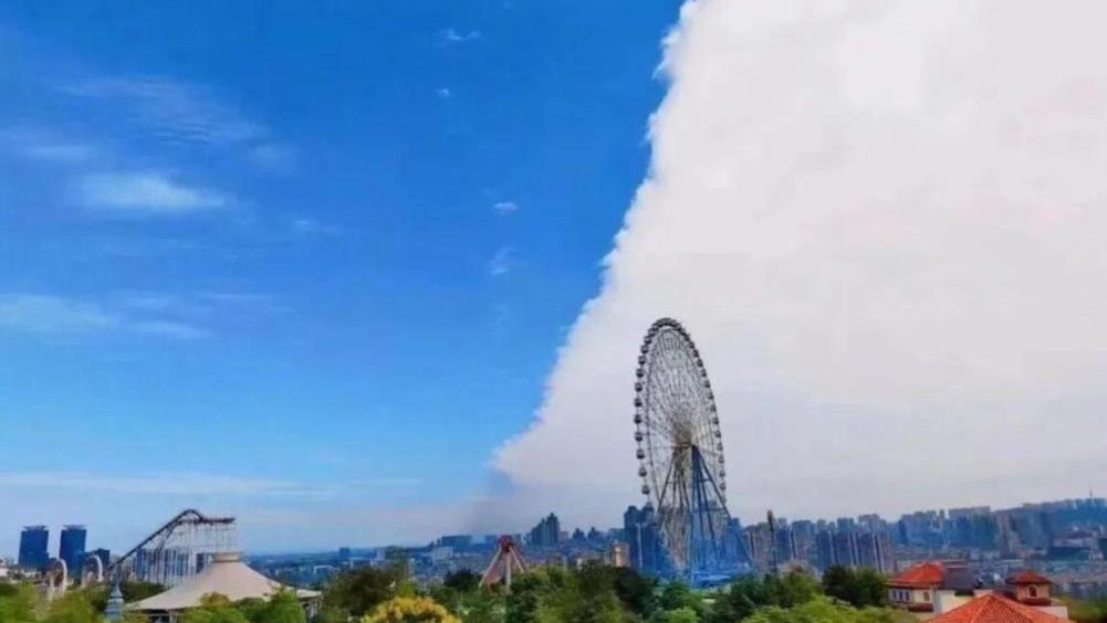 陈腔野调|泸县地震前，天空出现“阴阳云”，你相信是地震前兆吗