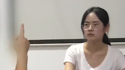 蓦然一牟 母亲带1岁孙子打麻将，竟打到凌晨一点，儿子：刚带十天成肺炎！