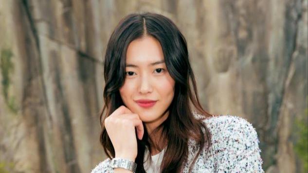 |被男生公认为不好看的4种脸型，化妆也很难变美，希望你一个不中
