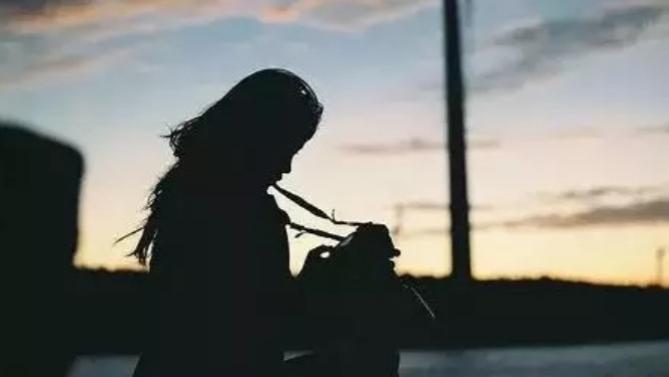 晚安墨然|不过分热情，保持适当的距离，是成年人应该有的自觉