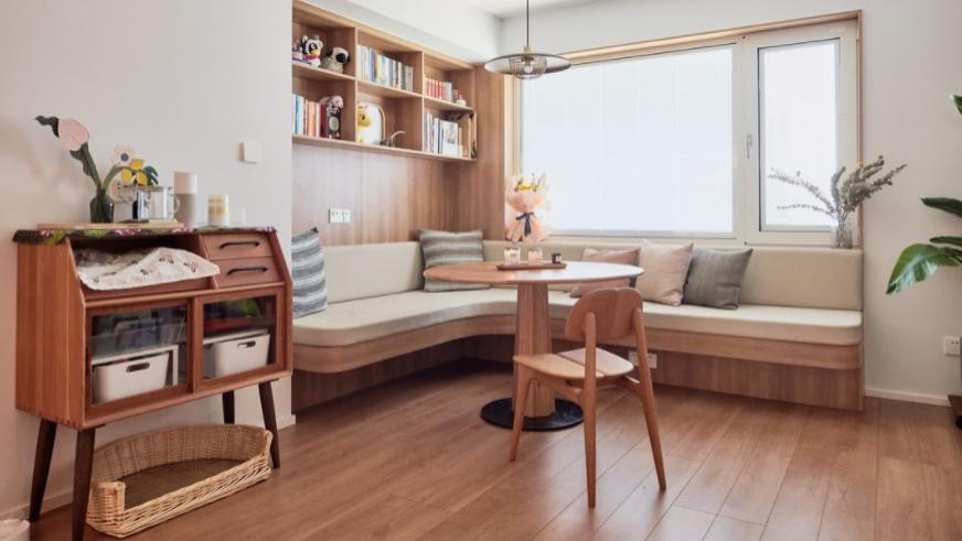 专属两代人的生活空间，满足适老的需求，衔接现代的生活