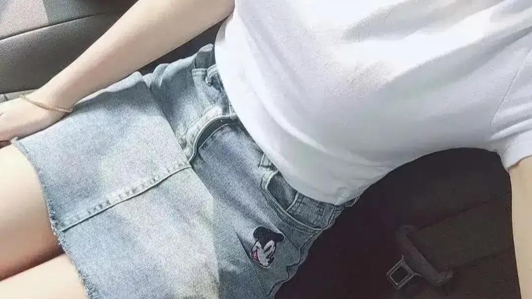 嗨咯情感说 男票比我小8岁，领证还是分手，我很迷茫