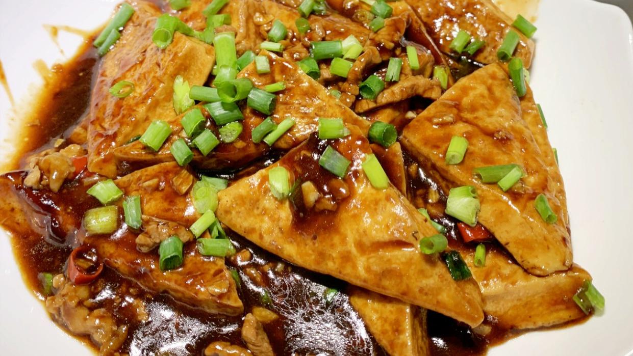 |学会红烧豆腐的做法，隔三岔五烧着吃，美味又下饭，比吃肉都过瘾