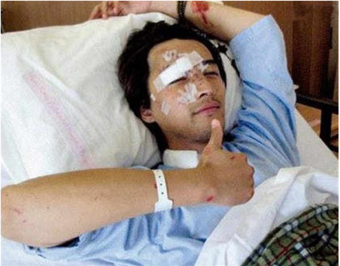 她为救胡歌当场去世,成为胡歌一生的痛,胡歌用她名义捐30所学校 她为救胡歌当场去世,成为胡歌一生的痛,胡歌用她名义捐30所学校