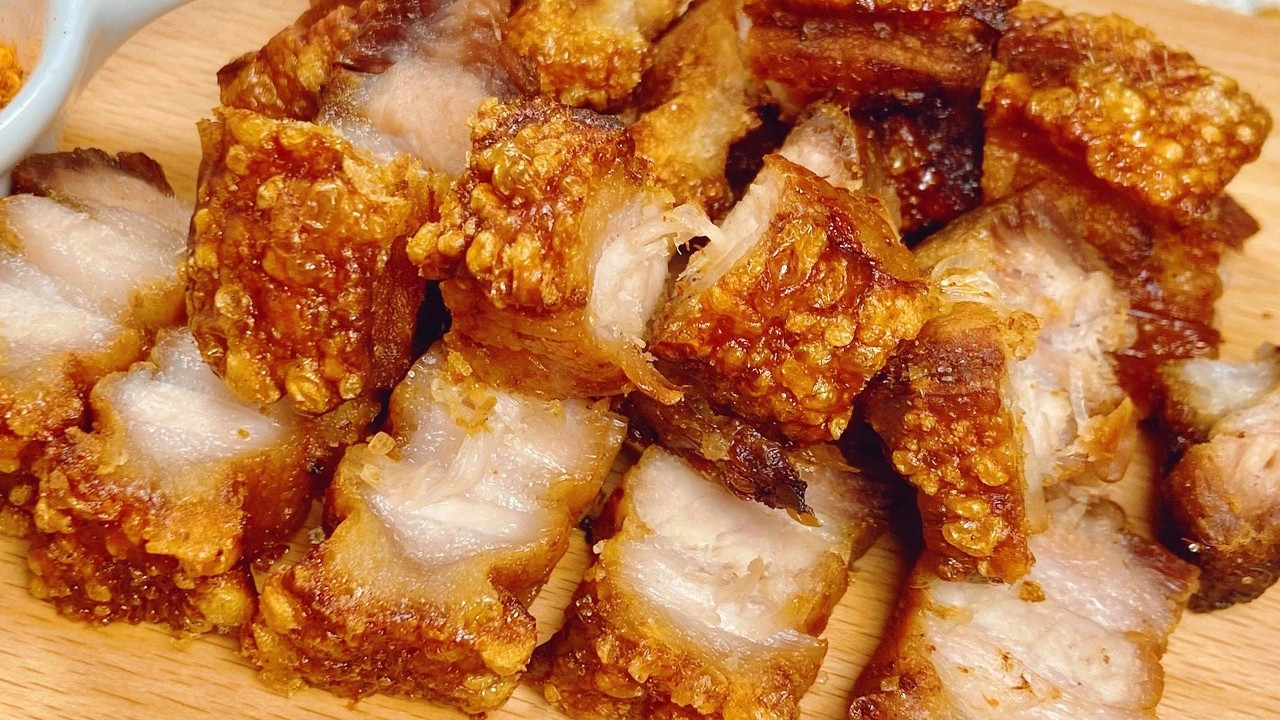 生煎|脆皮五花肉，肥而不腻，酥脆爽口关键是用了“它”，家人都很爱吃