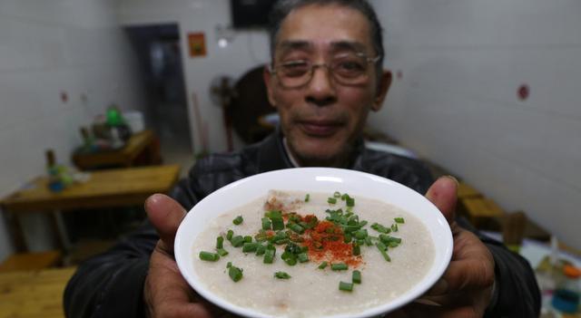 浙江省|浙江小镇特色美食，传承3代人，从1.5元涨到10元一碗，别地吃不到