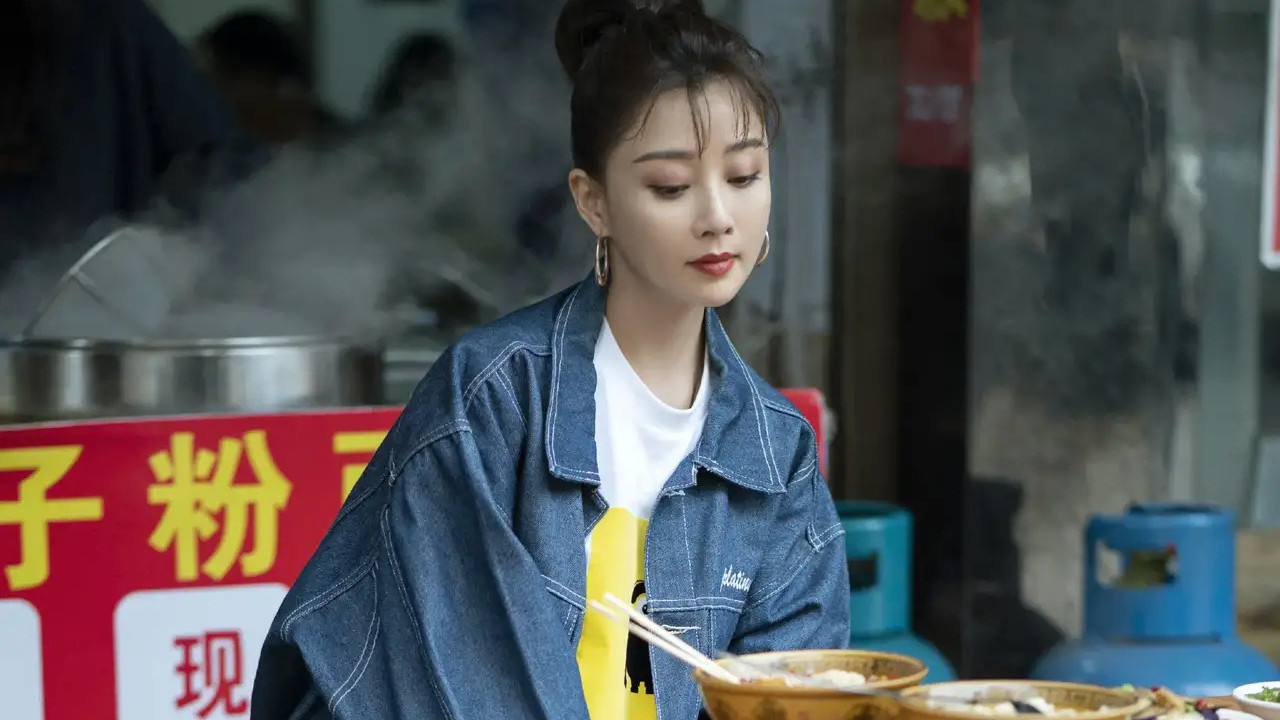 明星减肥后 才懂啥叫整容式逆袭 网友表示这身材真的是逆生长了
