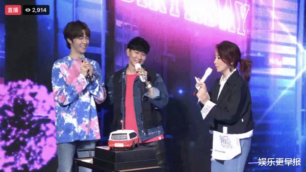 巡演停一年林俊杰终于宣布「6月要开唱」时间地点公开! 巡演停一年林俊杰终于宣布「6月要开唱」时间地点公开!