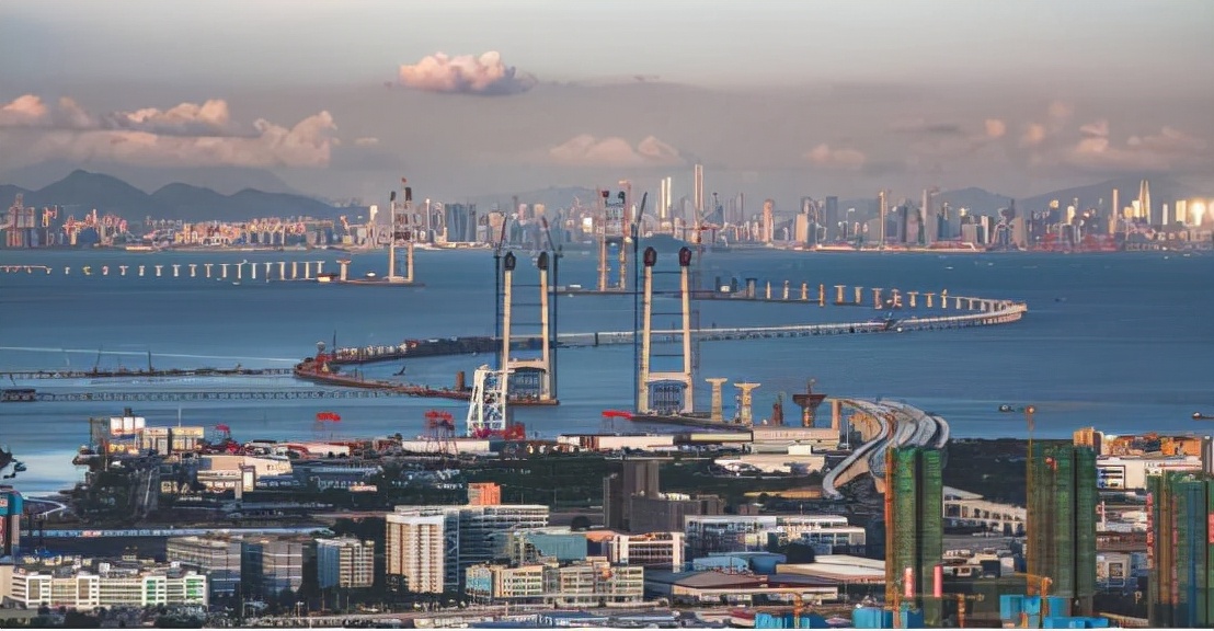 在珠江口海域，中国已经建成了世