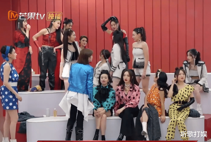 首场公演 归零 组逆袭 水舞台受好评 容祖儿唱出演唱会的气势 娱乐资讯 娱乐新闻网
