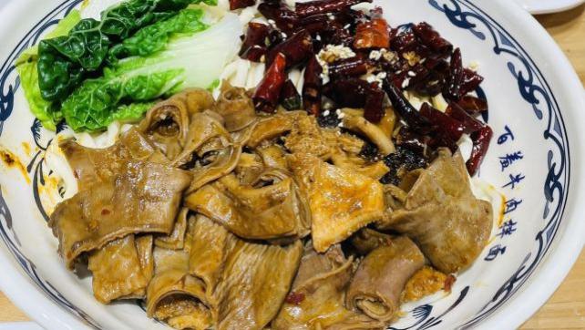 枣糕|百羞牛肉拌面：一碗面让你的生活有滋有味