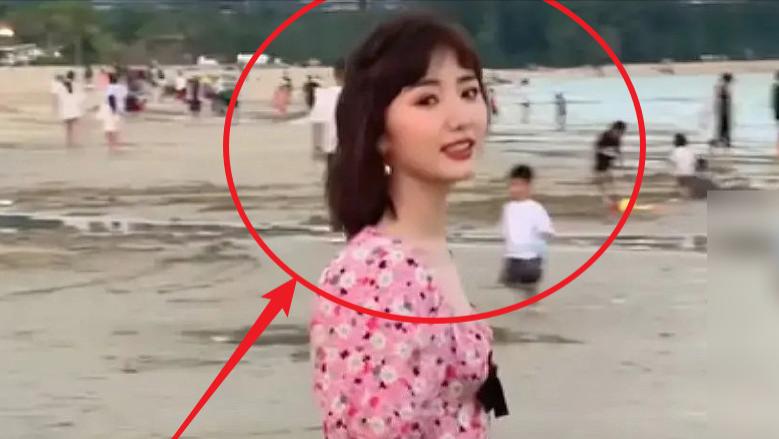 毛晓彤|毛晓彤海边放烟花庆生，放出无美颜滤镜生图，网友：确定33岁？