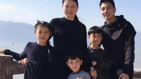 向阳奔|“杭州保姆纵火案”受害人林生斌宣布再婚生女，两天后其服装品牌悄然下架