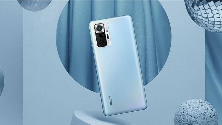 中年女同学的自救|2000价位的安卓之光！这4款手机当之无愧，细数过人之处