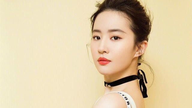 红烧肉 水、乳、霜、精华正确的护肤顺序：涂反了不仅“无效”还“伤脸”