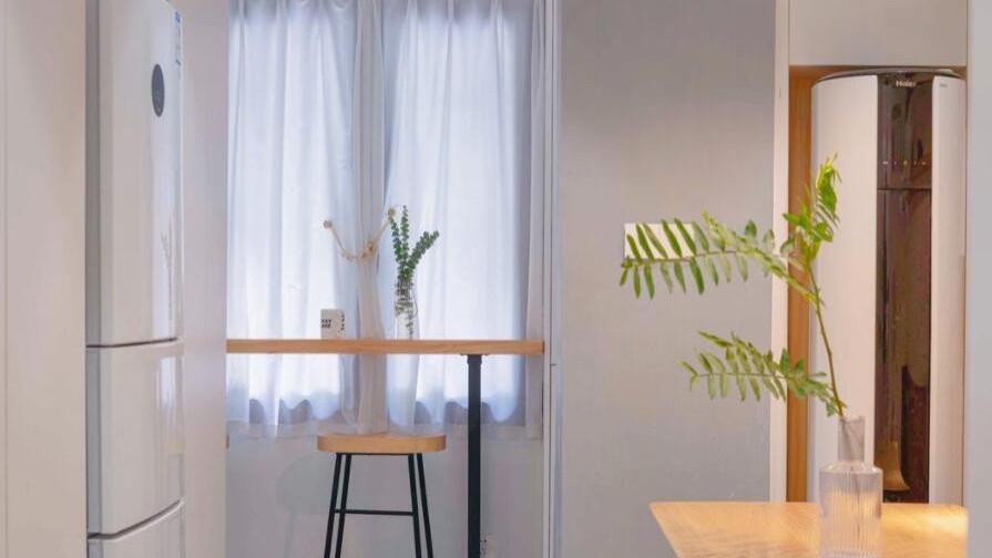 高架床真的是“神器”，她40㎡老破小，改造后既温馨又实用！