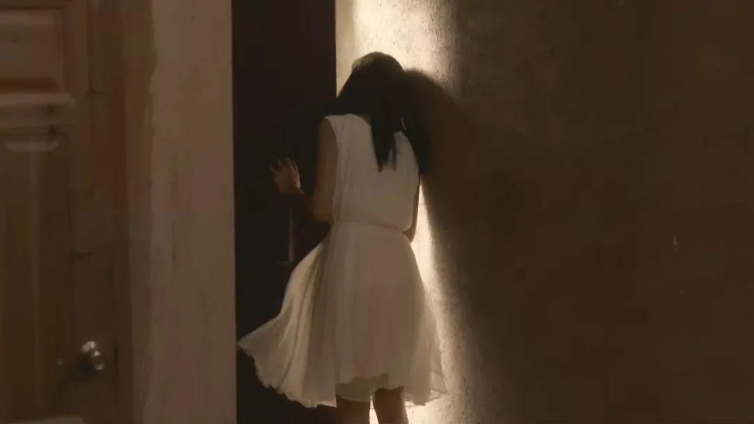 情感路上的你我|阿里女员工“性侵事件”：比起陪酒文化，我们更应该学习“泼酒文化”！