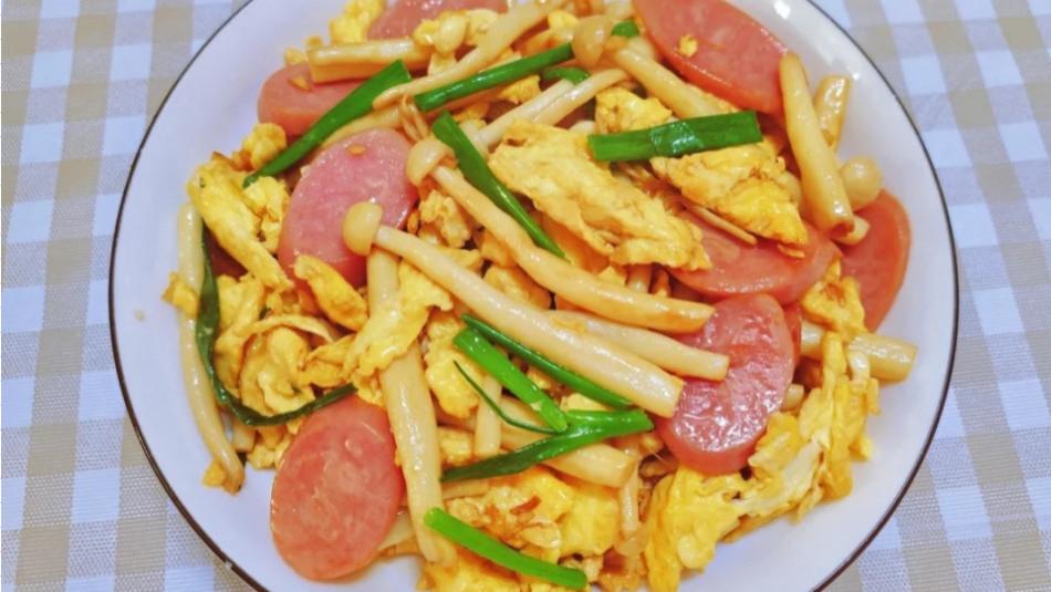 |秋季多吃菌类，试试这样吃，营养又美味，口感比肉还好，超下饭