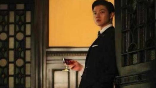 霍尊|有种“整容”叫霍尊，长发飘飘欲仙，看到短发：早这样早火了