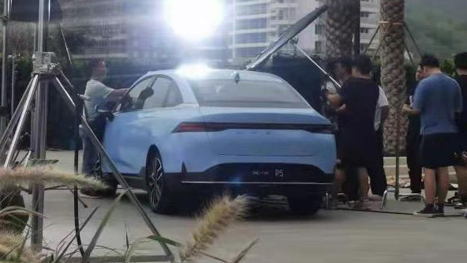 【小鹏汽车要发布一款新轿车，比