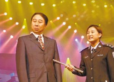 贾玲不适合出演“杨贵妃”?看见定妆照后,网友:本尊穿越我都信 贾玲不适合出演“杨贵妃”?看见定妆照后,网友:本尊穿越我都信