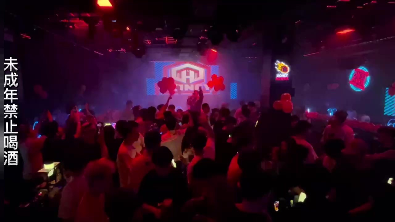 白云区这家店我佩服了！能喝的估计老板会哭！