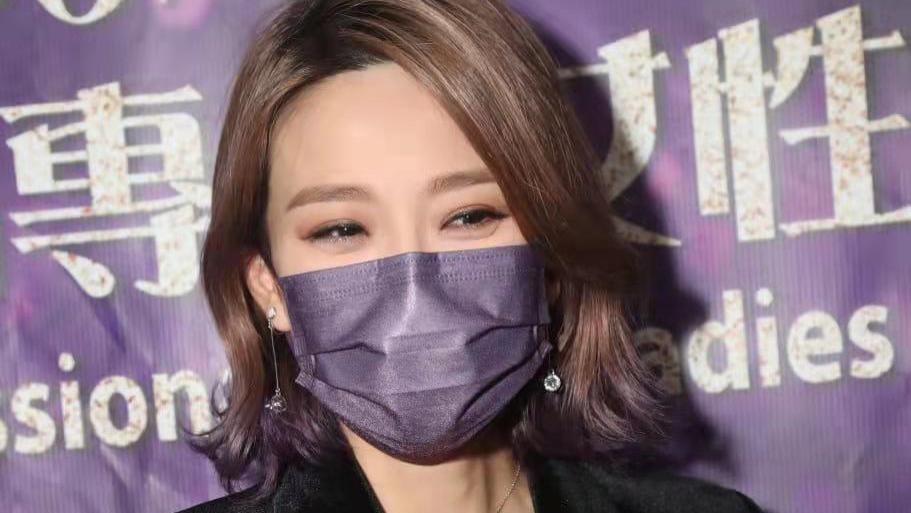 胡定欣|姚子羚称被欠薪酬靠积蓄度日，曝好姐妹胡定欣喝中药治疗情况好转