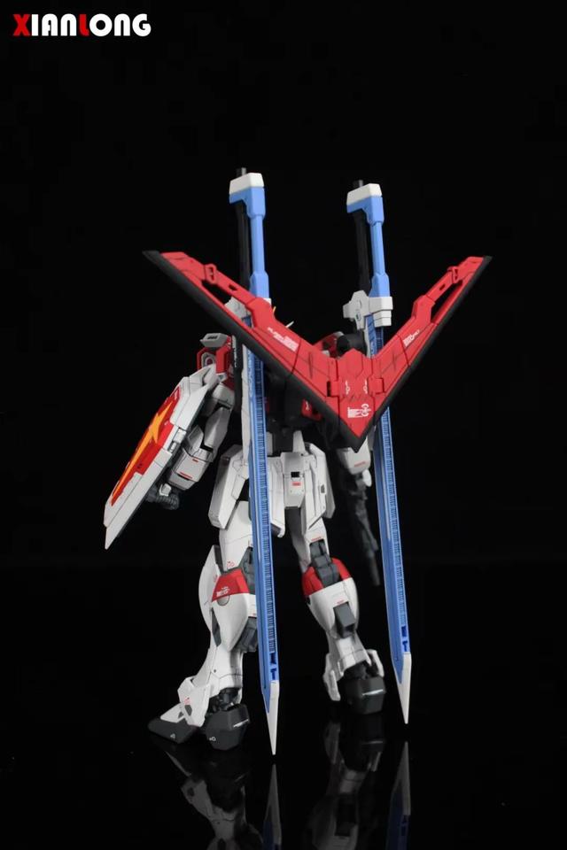 模型|「佳作」龙桑:靠素组也能在大型正规比赛中获奖?RG重剑脉冲