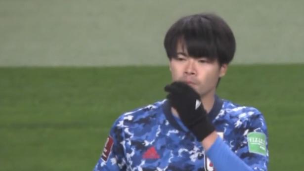 日本队|大冷，1-0！越南领先日本，12强赛积分平国足，疯狂庆祝如夺冠