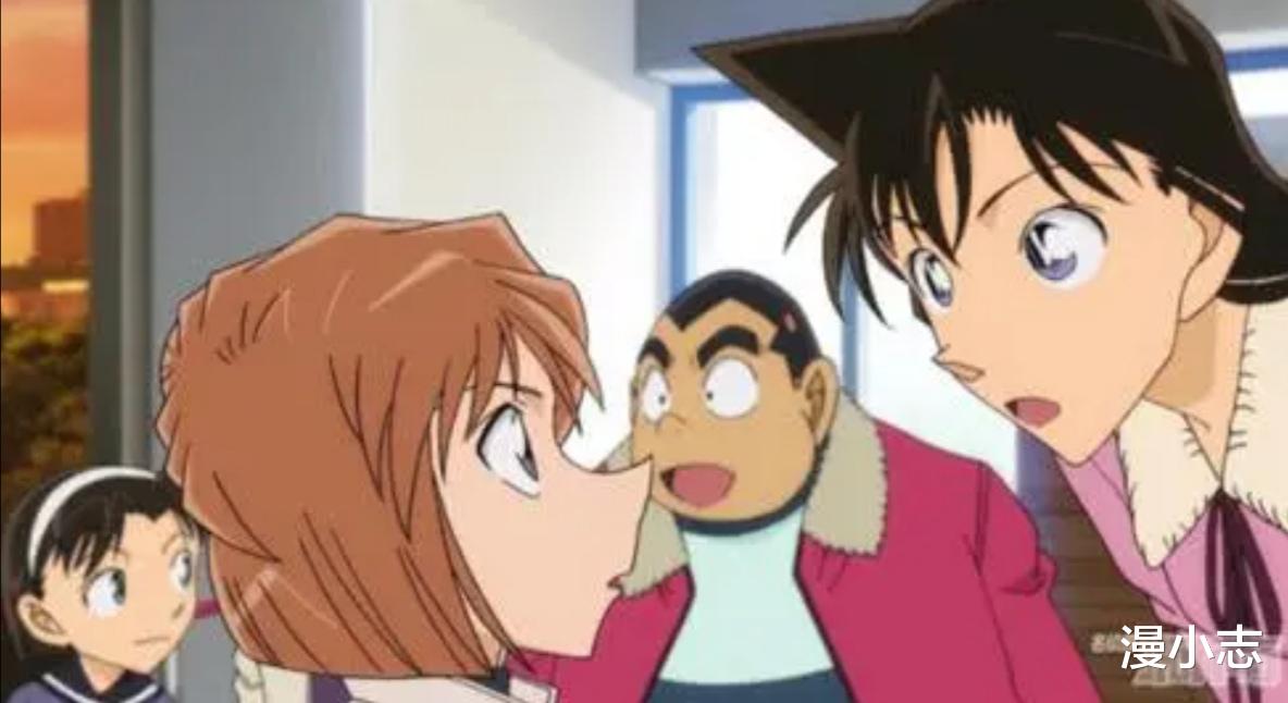 路飞|柯南官方祭出神操作，一张广告海报，大小柯南齐上阵