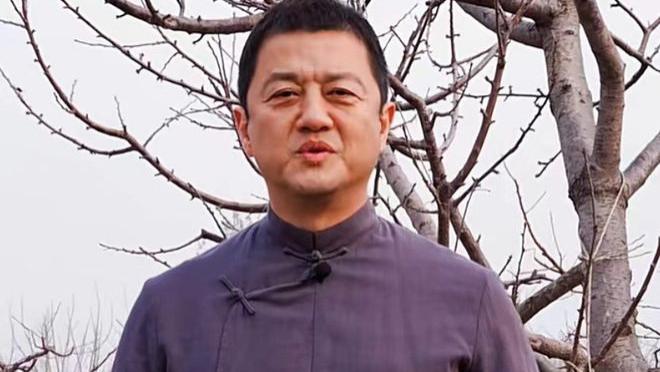 李亚鹏|黄晓明发文，李亚鹏尽孝道，王一博深夜发文悼念逝者，结果一目了然