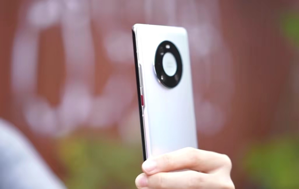 路由器|华为mate40 Pro又涨价了，现在还入手到底为了什么，真的值得吗？