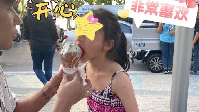 欧弟罕晒父女温馨合照，温柔喂长女吃冰淇淋，7岁jojo暴风抽高