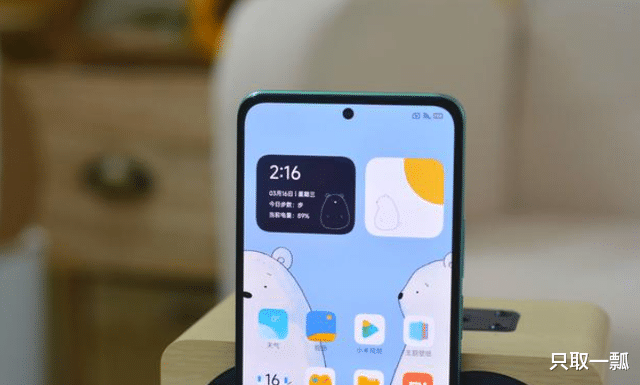 高通骁龙|2K直屏+256GB+5500mAh+OIS防抖，现已跌至2399元