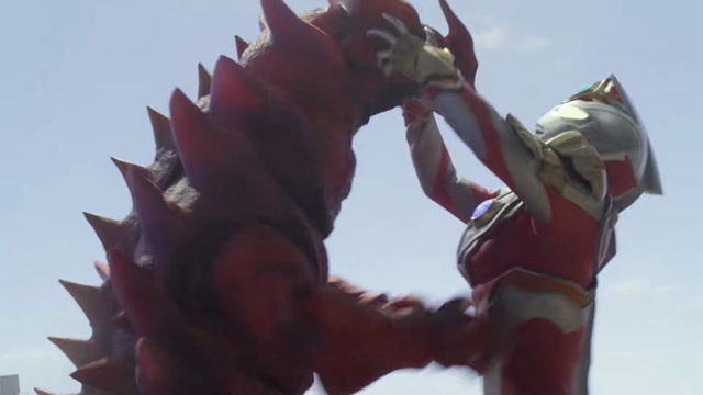 acgn漫评|德凯奥特曼04：莫斯阿甲是商品，破坏行为是广告，这代价太大了