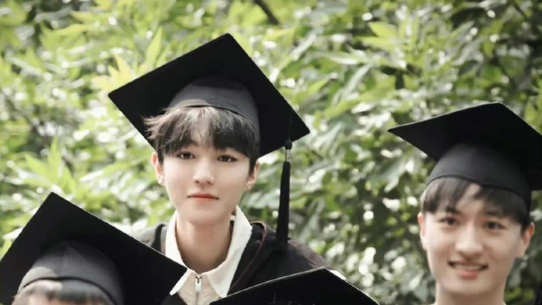 清明节|清明假期才第2天，娱乐圈就有5个瓜，队友粉丝互撕，影帝新片被鸽