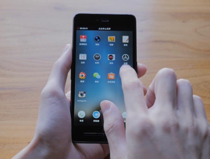 |无论华为或小米，越来越多手机不配充电头！手机充电器能够通用吗？