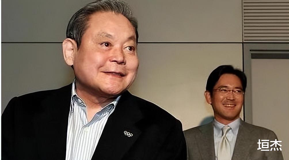 iPhone|背靠6000亿三星财团,一句好热让全校喜提空调,为何要下嫁保安?