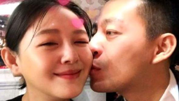 大S|大S离婚后首次公开露面，气质大变美回少女脸，网友：自带哭相眼