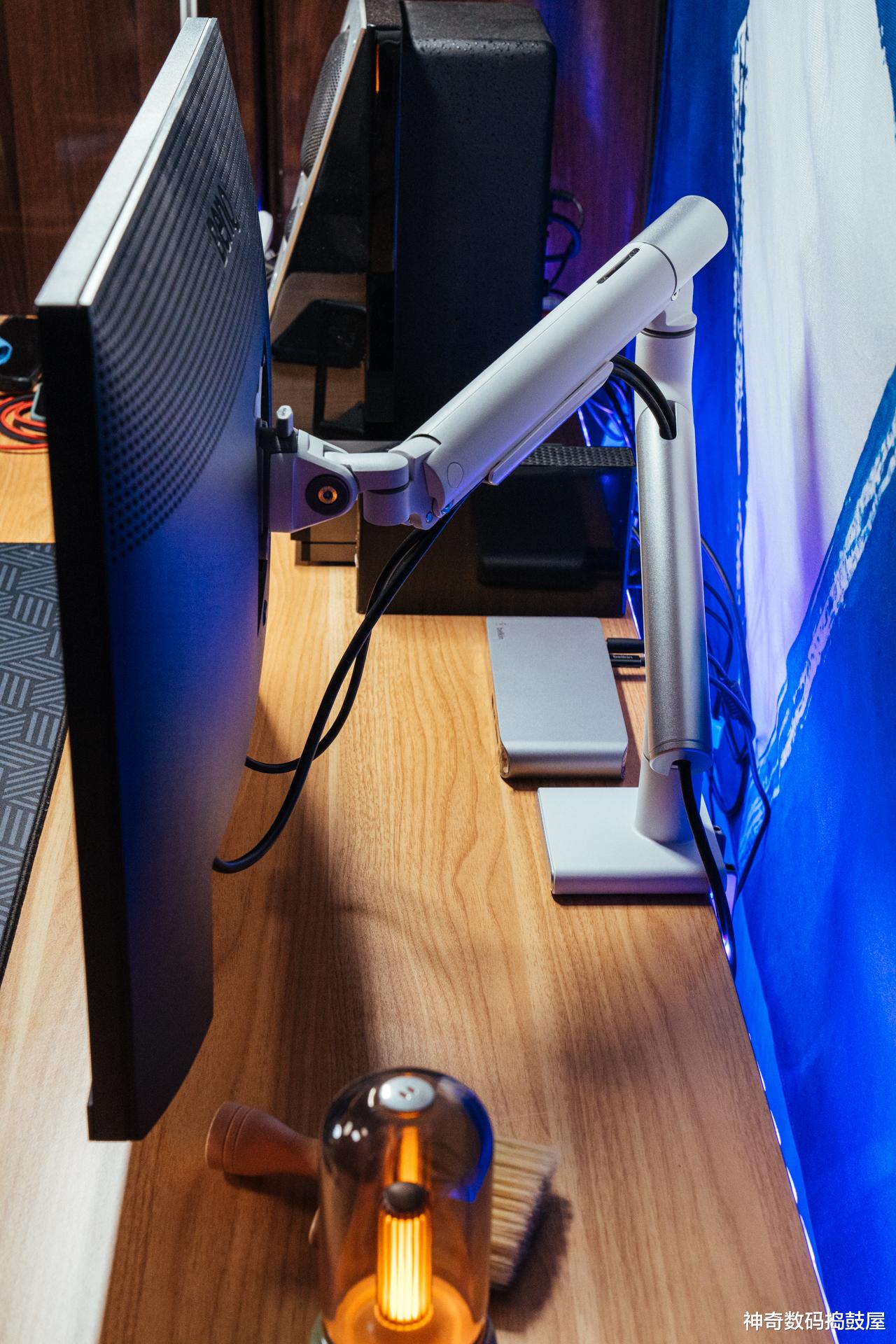 |简洁条理,如何布置自己的办公桌面:轻办公好物分享