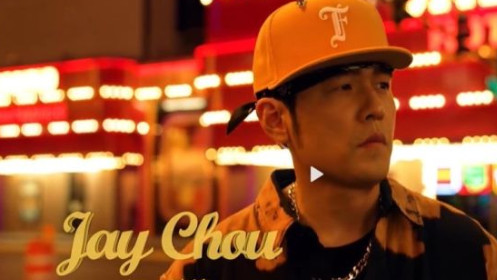 周杰伦|如何评价周杰伦第二主打歌曲《还在流浪》？网友：结婚以后没女朋友！