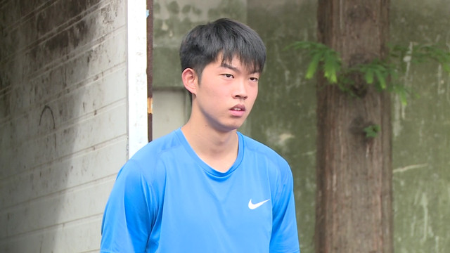 刘翔|刘翔接班人！19岁小将秦伟搏横空出世，跑出13秒35排名亚洲第一