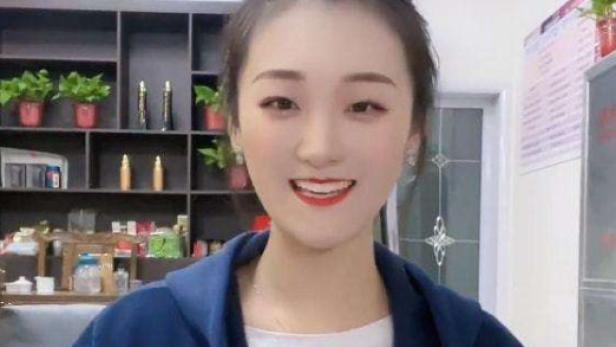 陈亚男|陈亚男被曝退出直播带货，将在县城开KFC，网友：又出什么幺蛾子